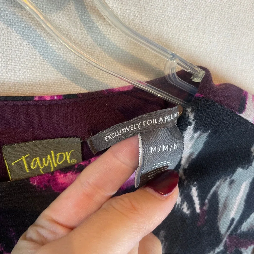 Taylor Women's‎ Floral Print Knee Length Sheath Dress - Size M - Picture 4 of 9